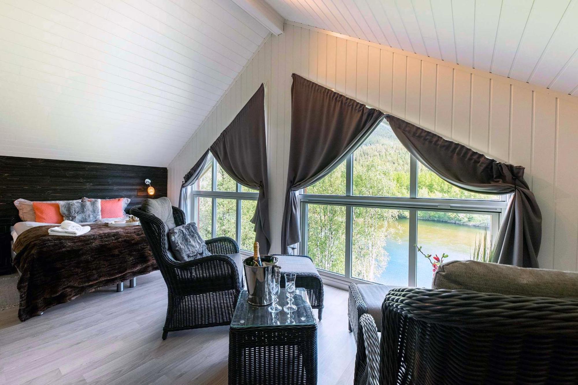 Reisa Lodge Storslett 外观 照片